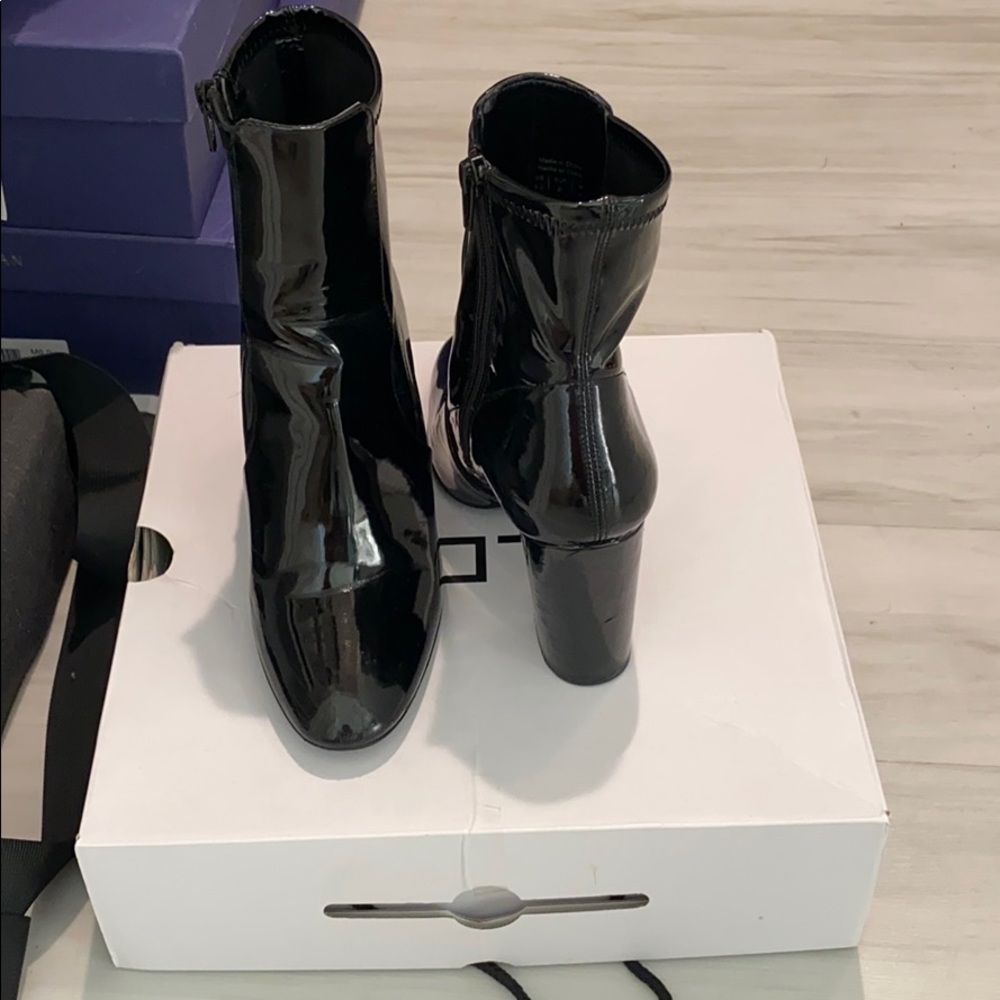 Black patent shiny booties